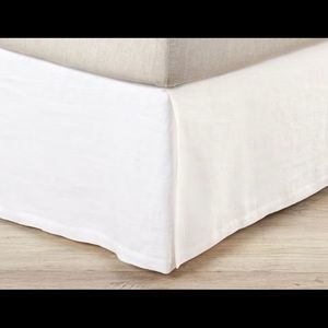 Pottery Barn White Linen Blend Tailored King Bed Skirt
